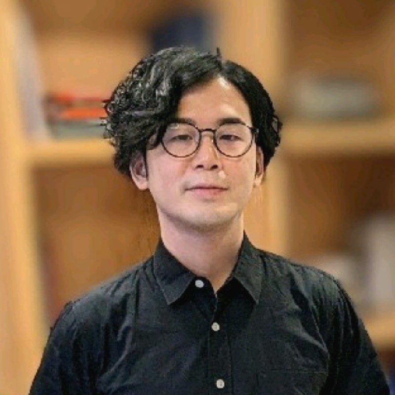 TOMOHIRO
